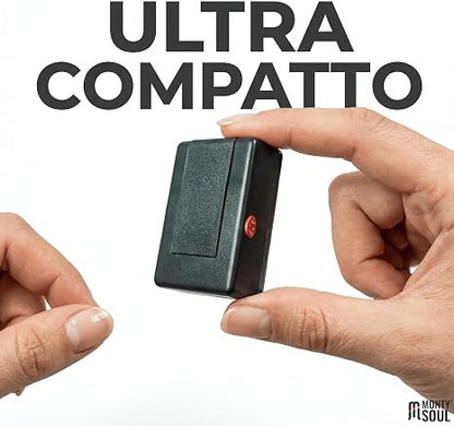 MICROSPIA AUDIO Ascolto solo LIVE e Localizzatore GMS con SIM (NON INCLUSA), Chiami e Ascolti - Controllo tramite SMS - Compatto per Monitoraggio e Antifurto per Auto e Abitazioni A8
